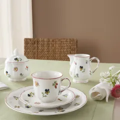 Petite Fleur Çiçek Desenli Şekerlik