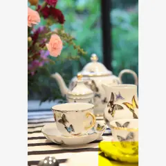 BUTTERFLY PARADE Çay Fincanı 240 ml